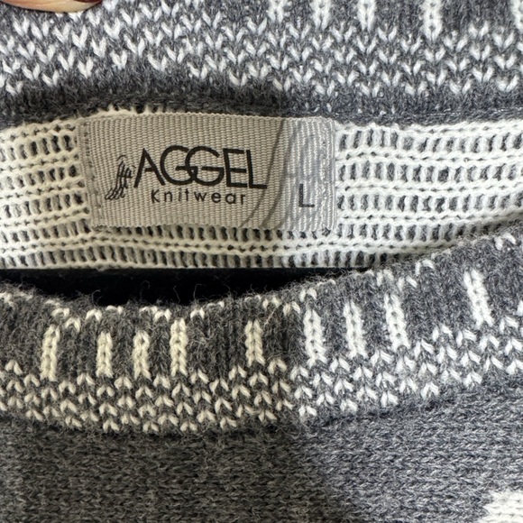 Aggel knitwear gray poncho shawl with sleeves Large - Picture 3 of 4